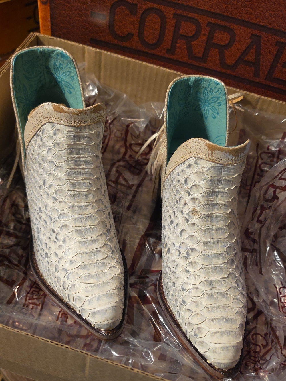 Corral Cream Exotic-Textured Pointed Ankle Booties with Teal Lining